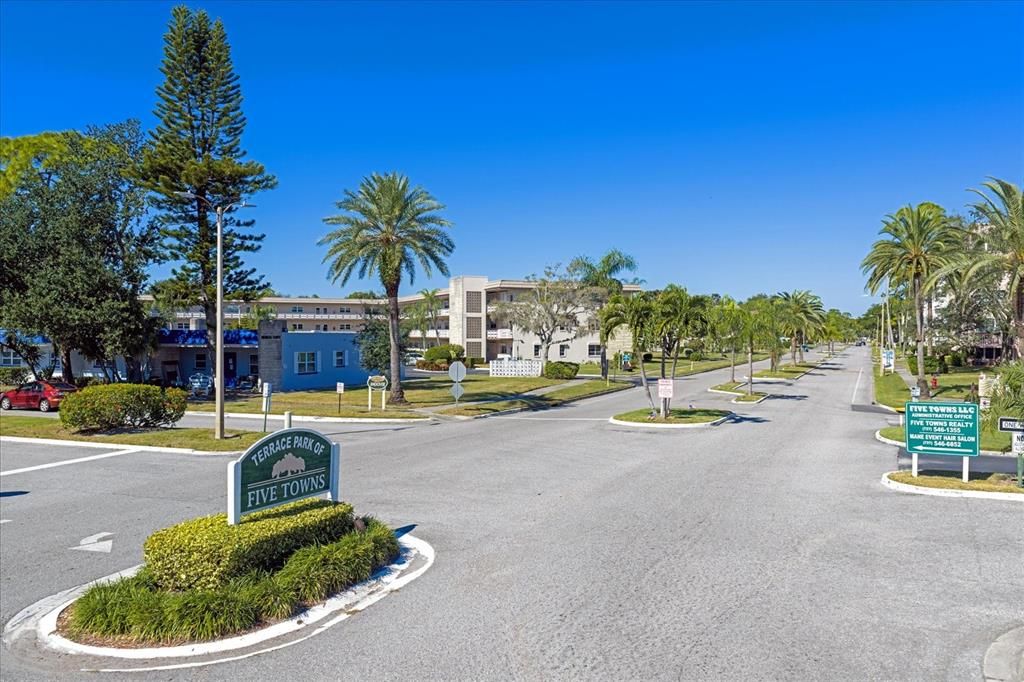 En Venta: $275,000 (2 camas, 2 baños, 1345 Pies cuadrados)