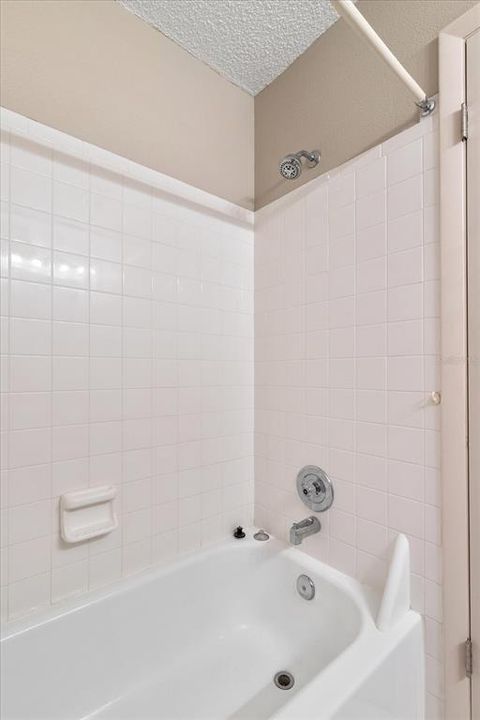 En Venta: $275,000 (2 camas, 2 baños, 1345 Pies cuadrados)