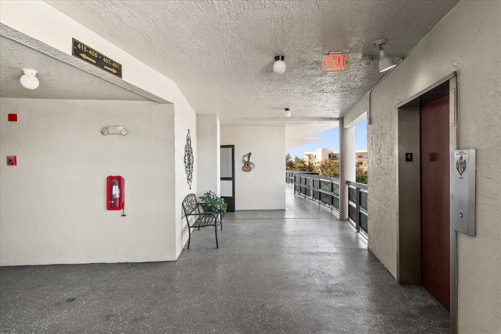 En Venta: $275,000 (2 camas, 2 baños, 1345 Pies cuadrados)