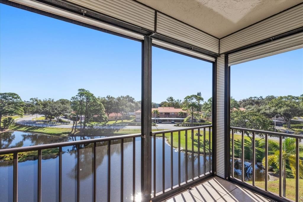 En Venta: $275,000 (2 camas, 2 baños, 1345 Pies cuadrados)