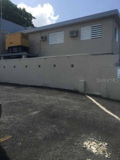 Под контрактом: $586,000 (0 спален, 0 ванн, 0 Квадратных фут)