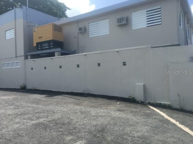 Под контрактом: $586,000 (0 спален, 0 ванн, 0 Квадратных фут)