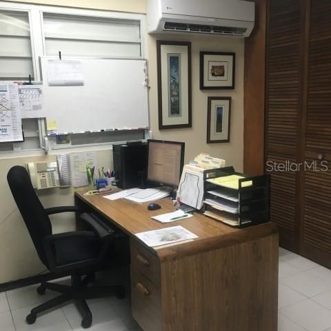 Под контрактом: $586,000 (0 спален, 0 ванн, 0 Квадратных фут)