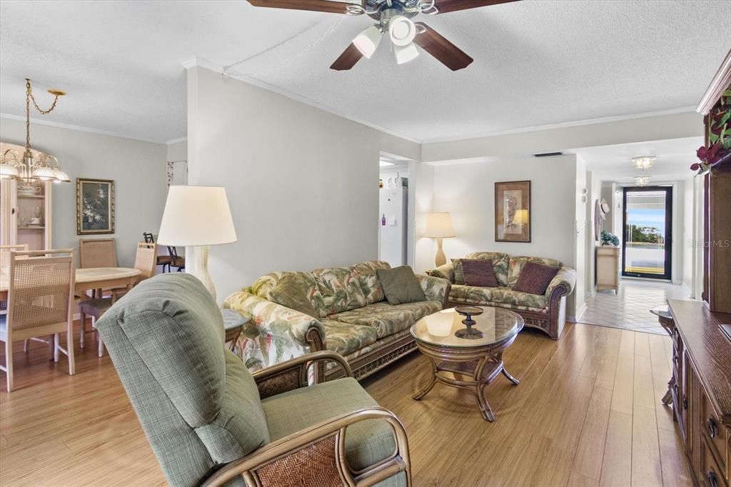 В аренду: $3,000 (3 спален, 2 ванн, 1224 Квадратных фут)