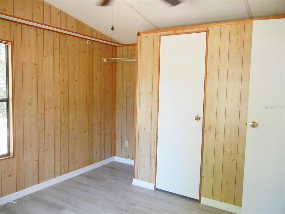 For Rent: $1,200 (2 beds, 1 baths, 784 Square Feet)