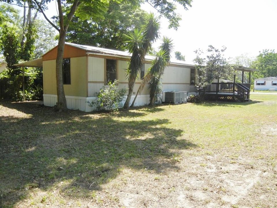 For Rent: $1,200 (2 beds, 1 baths, 784 Square Feet)