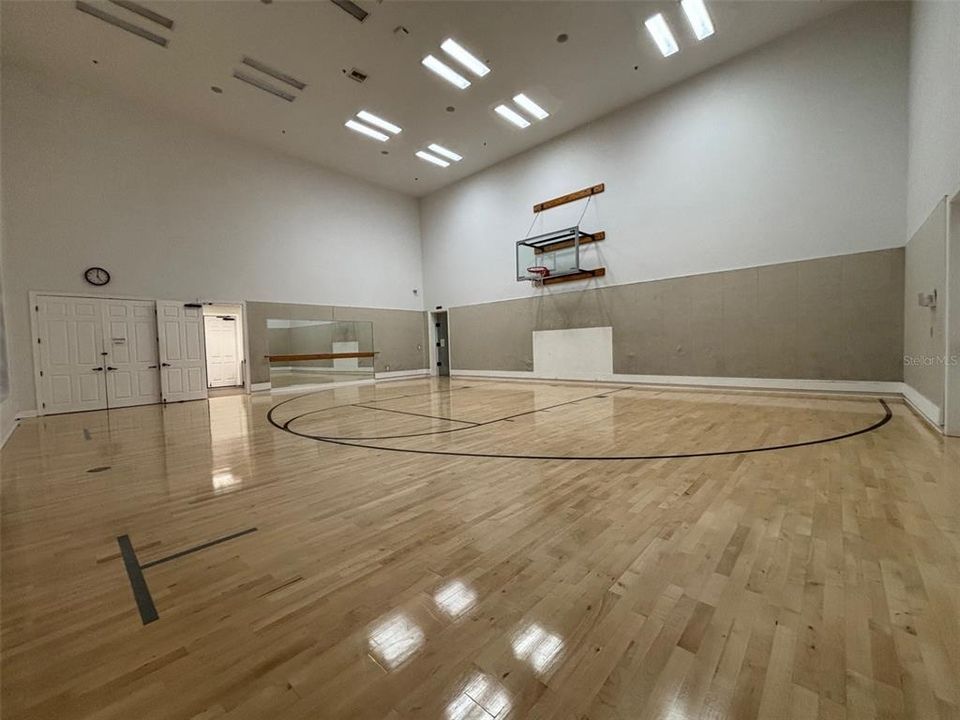 待售: $299,900 (2 贝兹, 2 浴室, 1530 平方英尺)