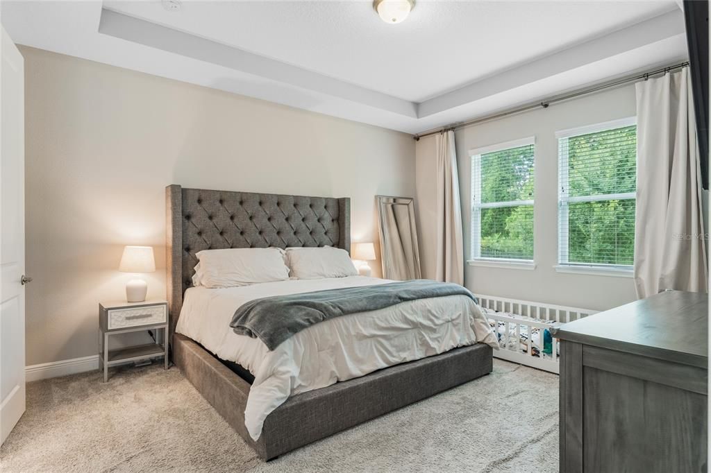 合同活跃: $785,000 (4 贝兹, 3 浴室, 2192 平方英尺)