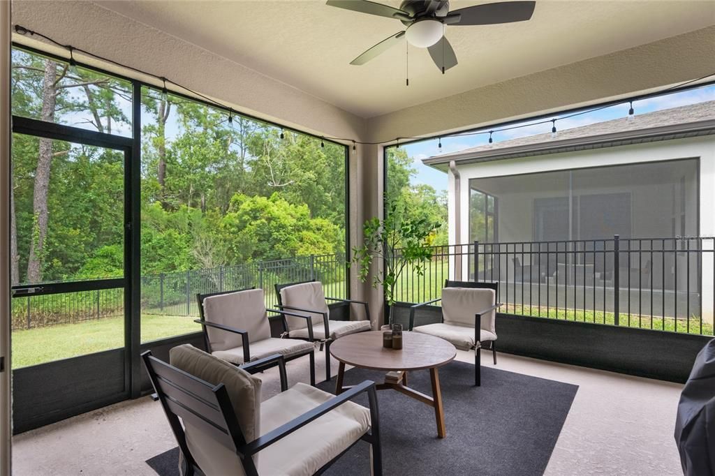 合同活跃: $785,000 (4 贝兹, 3 浴室, 2192 平方英尺)