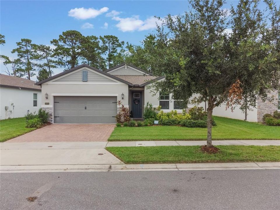 合同活跃: $785,000 (4 贝兹, 3 浴室, 2192 平方英尺)