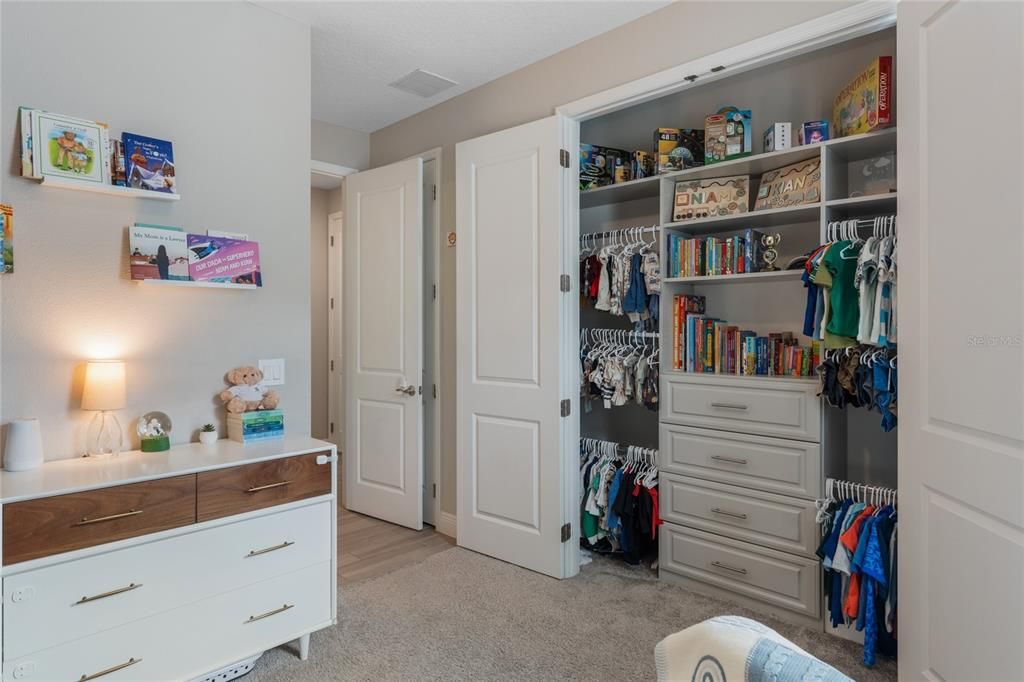 合同活跃: $785,000 (4 贝兹, 3 浴室, 2192 平方英尺)