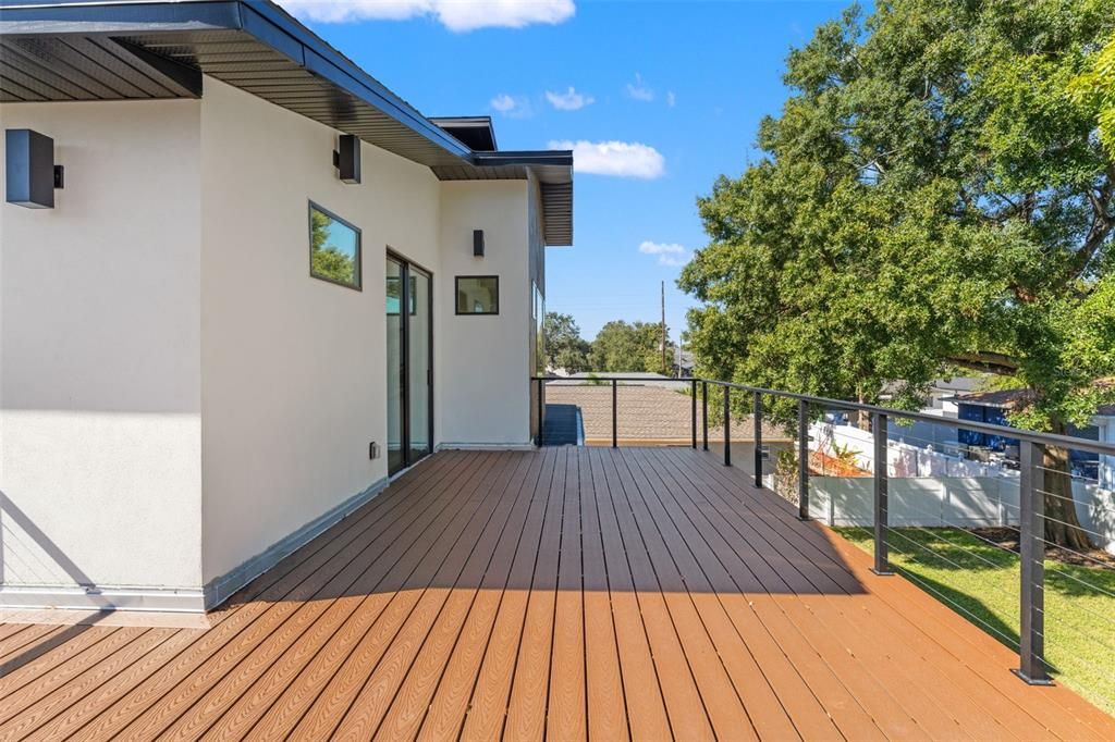 For Sale: $2,250,000 (5 beds, 4 baths, 4084 Square Feet)