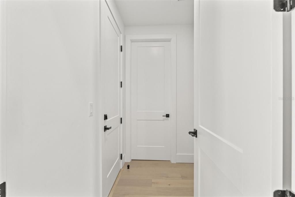 For Sale: $2,250,000 (5 beds, 4 baths, 4084 Square Feet)