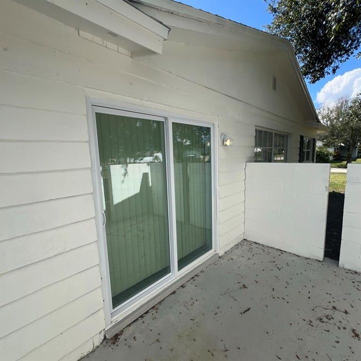 For Rent: $2,040 (3 beds, 2 baths, 1320 Square Feet)