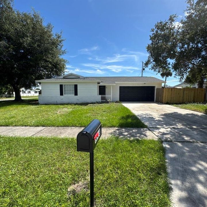 For Rent: $2,040 (3 beds, 2 baths, 1320 Square Feet)