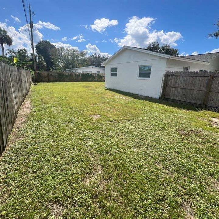 For Rent: $2,040 (3 beds, 2 baths, 1320 Square Feet)