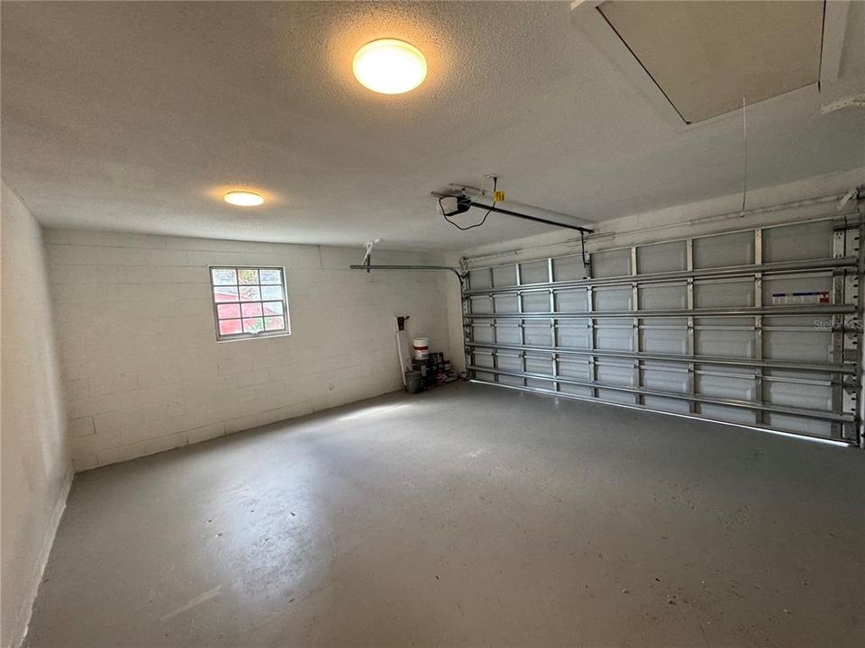 For Rent: $2,040 (3 beds, 2 baths, 1320 Square Feet)