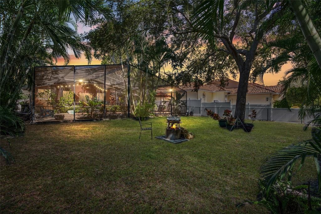 Active With Contract: $775,000 (3 beds, 2 baths, 2214 Square Feet)