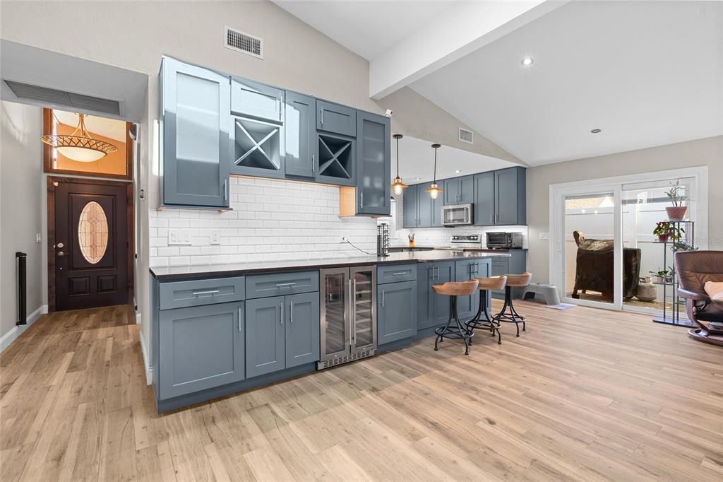 Active With Contract: $775,000 (3 beds, 2 baths, 2214 Square Feet)