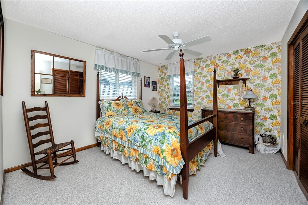 En Venta: $724,900 (4 camas, 3 baños, 2564 Pies cuadrados)