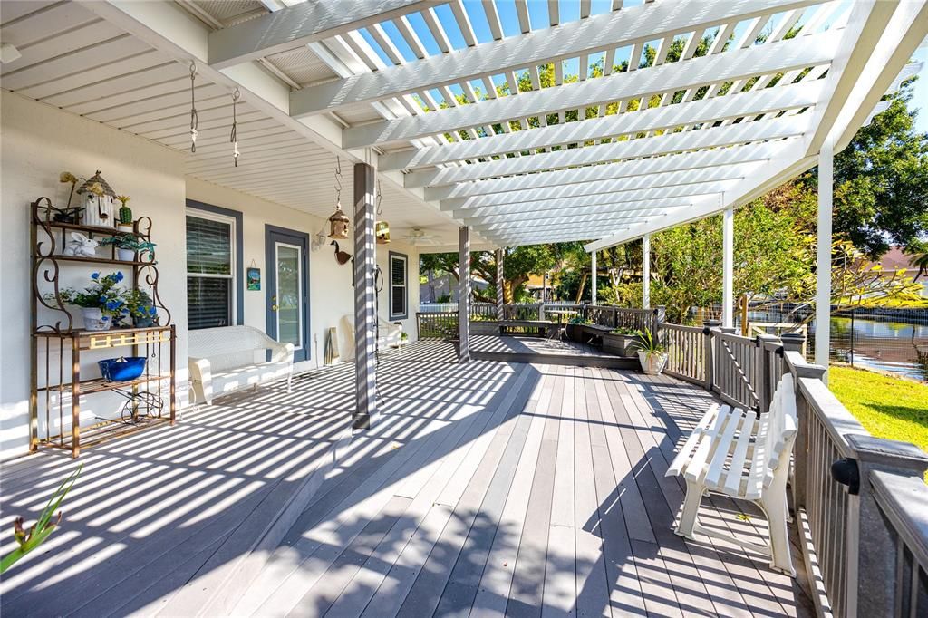 En Venta: $724,900 (4 camas, 3 baños, 2564 Pies cuadrados)