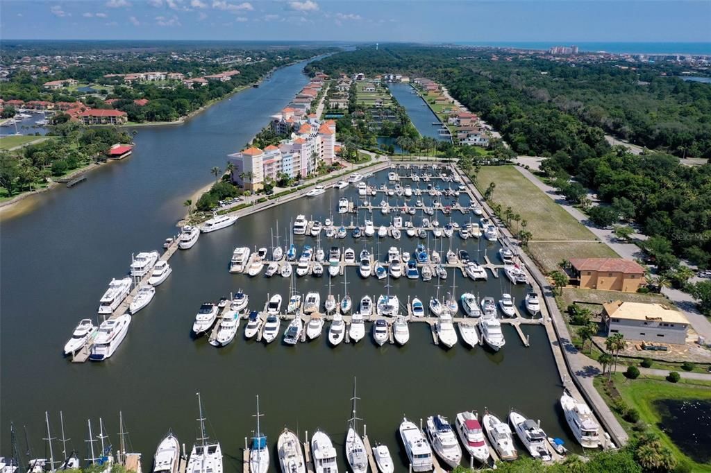 На продажу: $360,000 (0.26 acres)