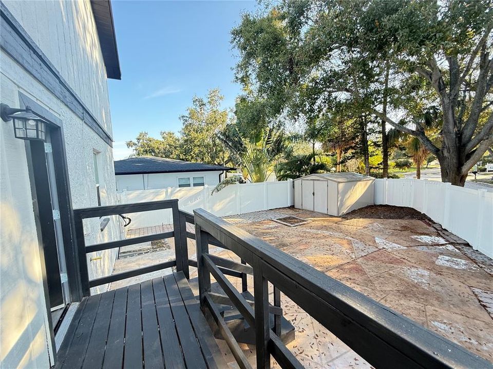 For Sale: $850,000 (3 beds, 3 baths, 1877 Square Feet)