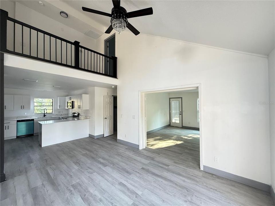 For Sale: $850,000 (3 beds, 3 baths, 1877 Square Feet)