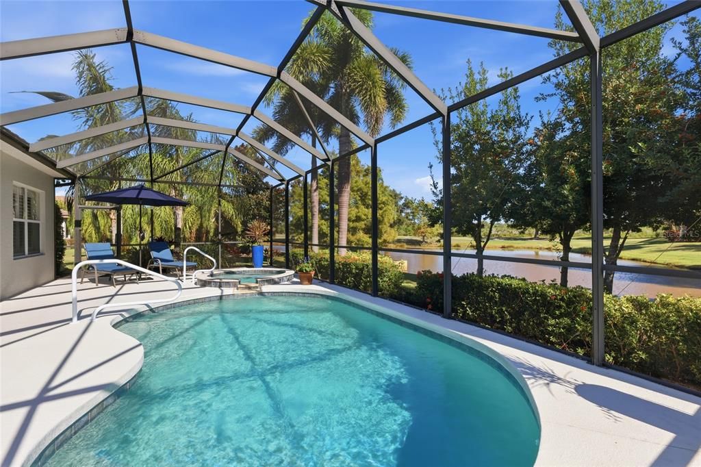 Под контрактом: $789,000 (3 спален, 2 ванн, 2112 Квадратных фут)