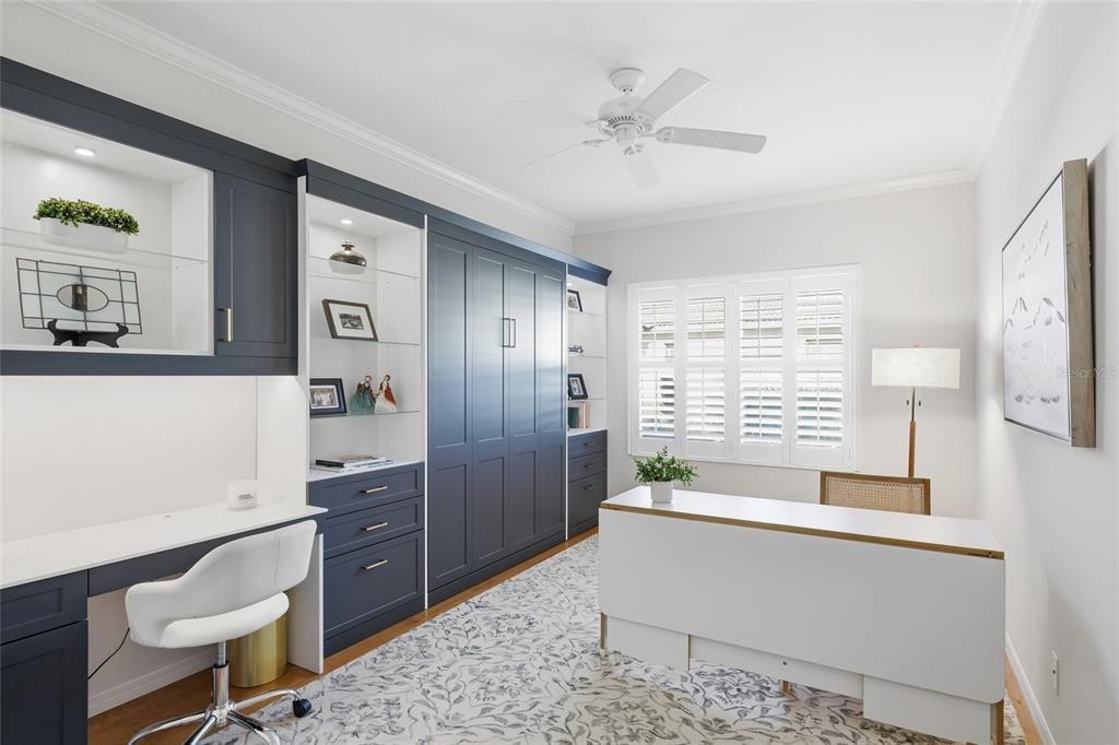 Под контрактом: $789,000 (3 спален, 2 ванн, 2112 Квадратных фут)