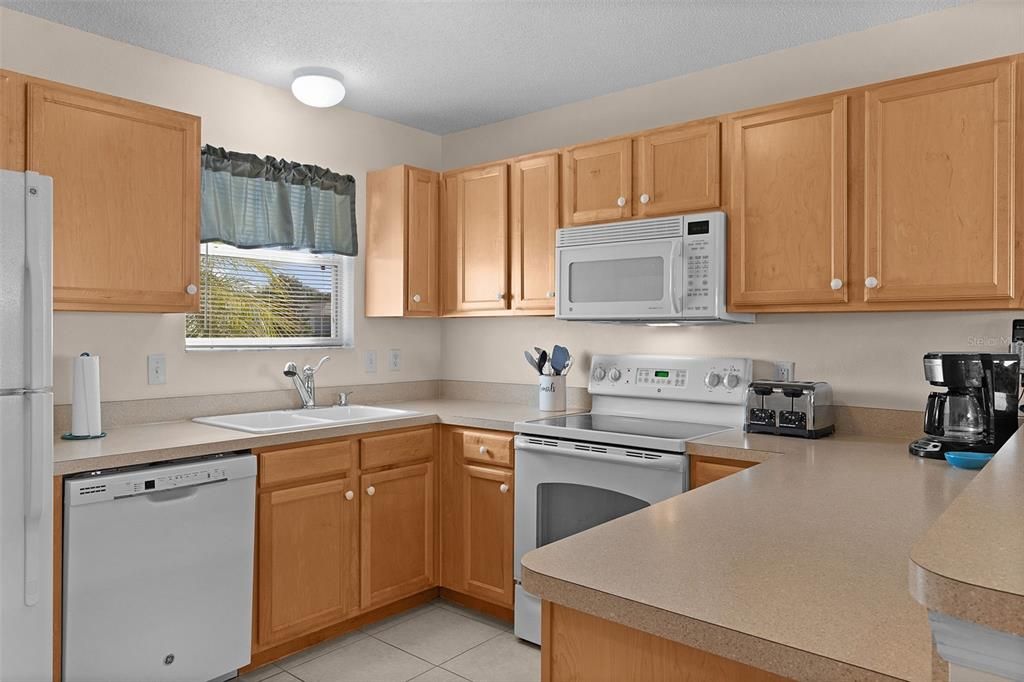 En Venta: $324,000 (2 camas, 2 baños, 1100 Pies cuadrados)