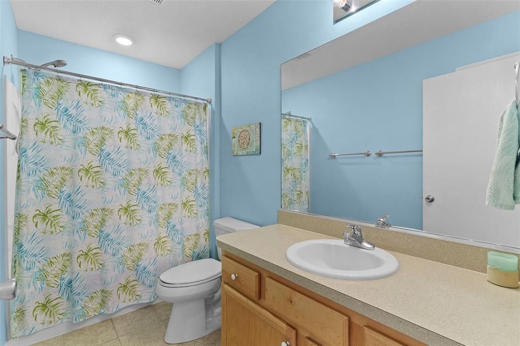 En Venta: $324,000 (2 camas, 2 baños, 1100 Pies cuadrados)