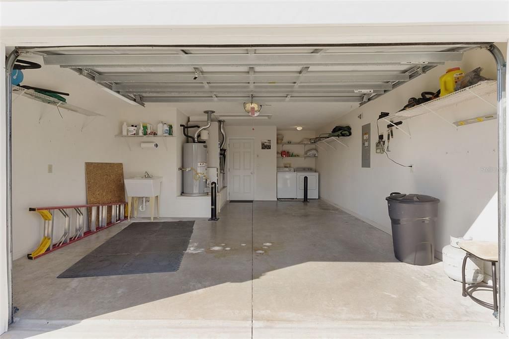 En Venta: $324,000 (2 camas, 2 baños, 1100 Pies cuadrados)