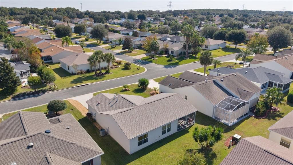 En Venta: $324,000 (2 camas, 2 baños, 1100 Pies cuadrados)