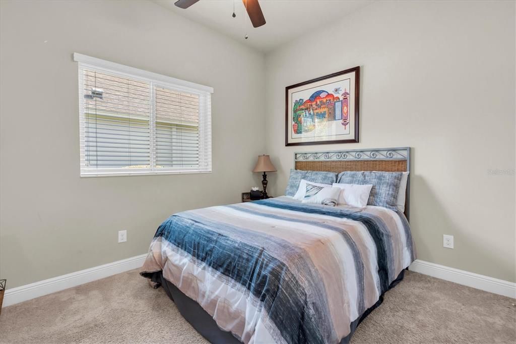 Activo con contrato: $499,000 (3 camas, 2 baños, 1901 Pies cuadrados)