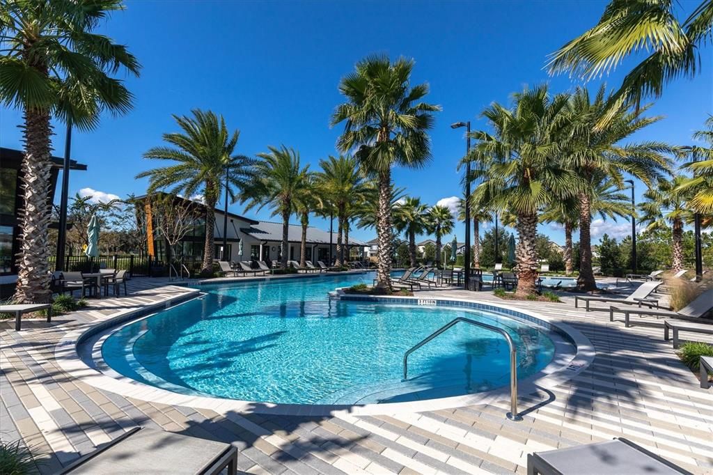 Activo con contrato: $499,000 (3 camas, 2 baños, 1901 Pies cuadrados)