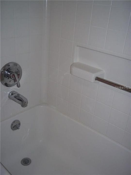 出租: $1,940 (2 贝兹, 2 浴室, 1265 平方英尺)