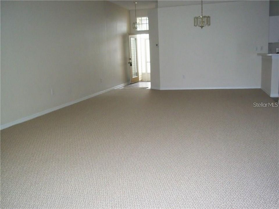 出租: $1,940 (2 贝兹, 2 浴室, 1265 平方英尺)