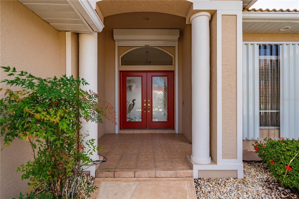 Activo con contrato: $479,000 (3 camas, 2 baños, 2401 Pies cuadrados)