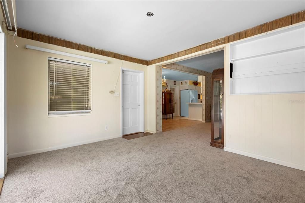 Active With Contract: $280,000 (3 beds, 2 baths, 1788 Square Feet)