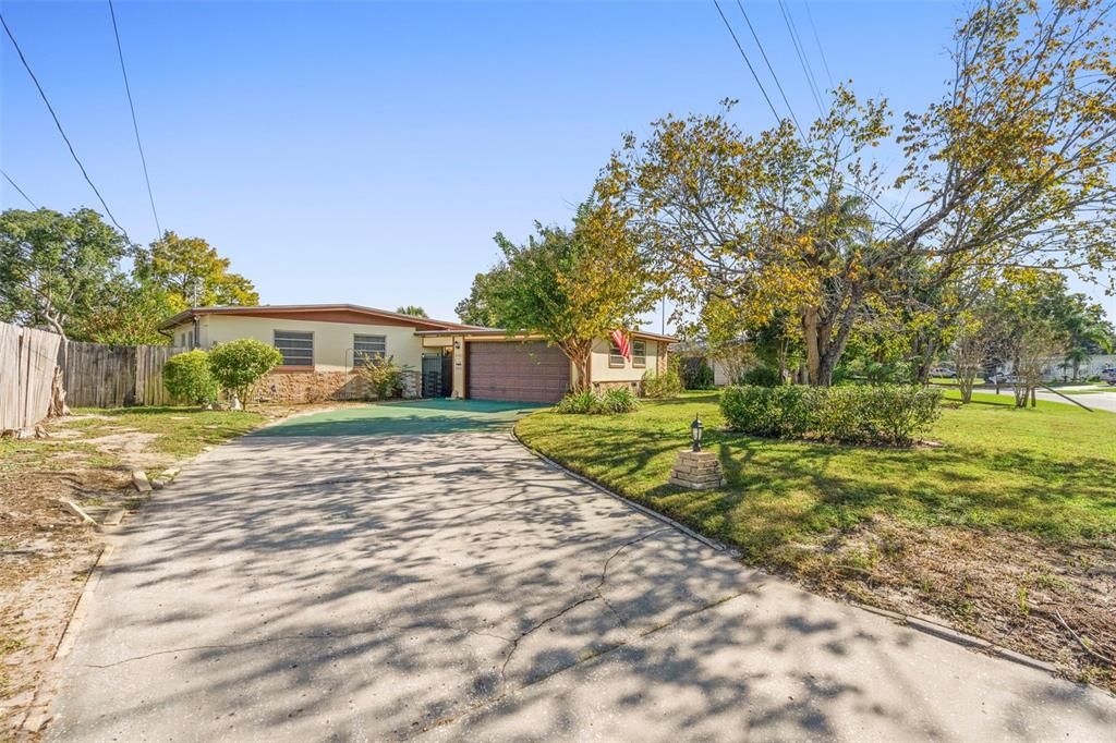 Active With Contract: $280,000 (3 beds, 2 baths, 1788 Square Feet)