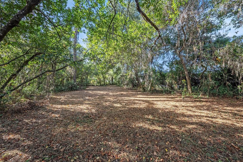 Active With Contract: $184,900 (2 beds, 1 baths, 952 Square Feet)