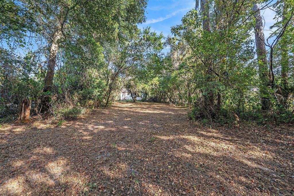 Active With Contract: $184,900 (2 beds, 1 baths, 952 Square Feet)