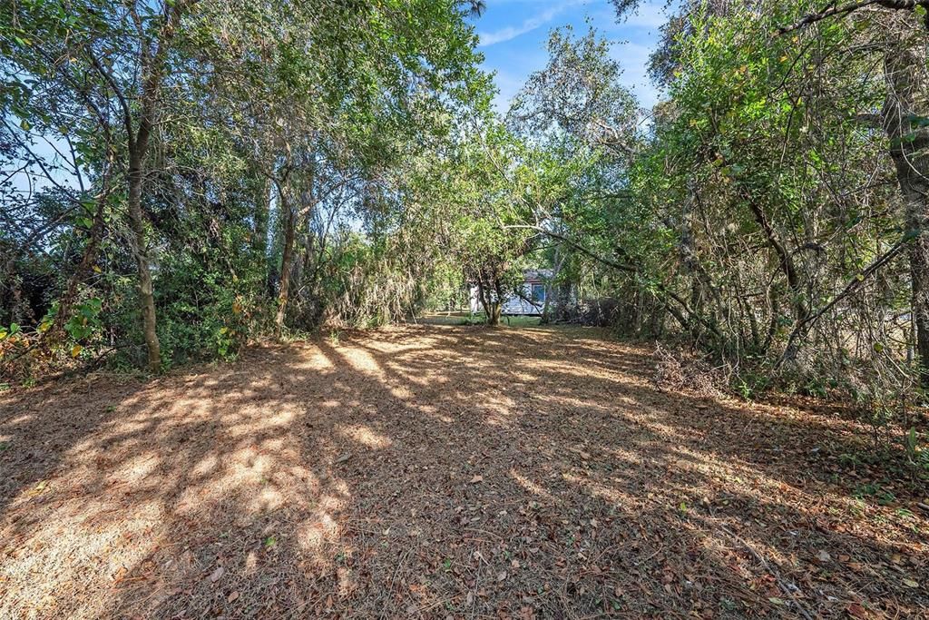 Active With Contract: $184,900 (2 beds, 1 baths, 952 Square Feet)