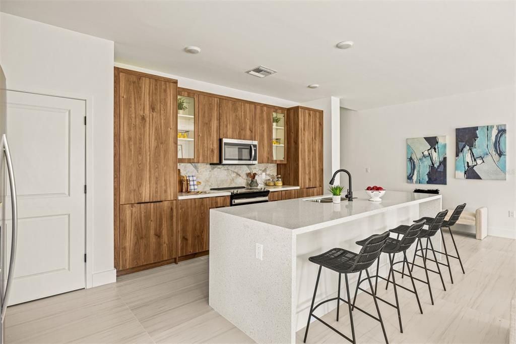 For Sale: $364,900 (4 beds, 2 baths, 1766 Square Feet)