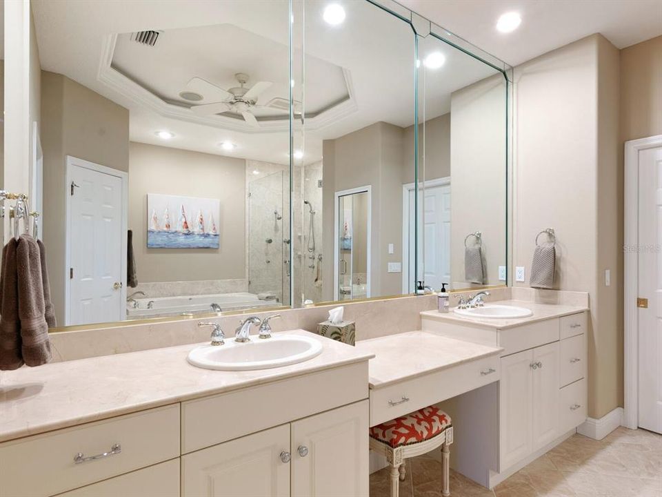 For Sale: $799,000 (3 beds, 2 baths, 2361 Square Feet)