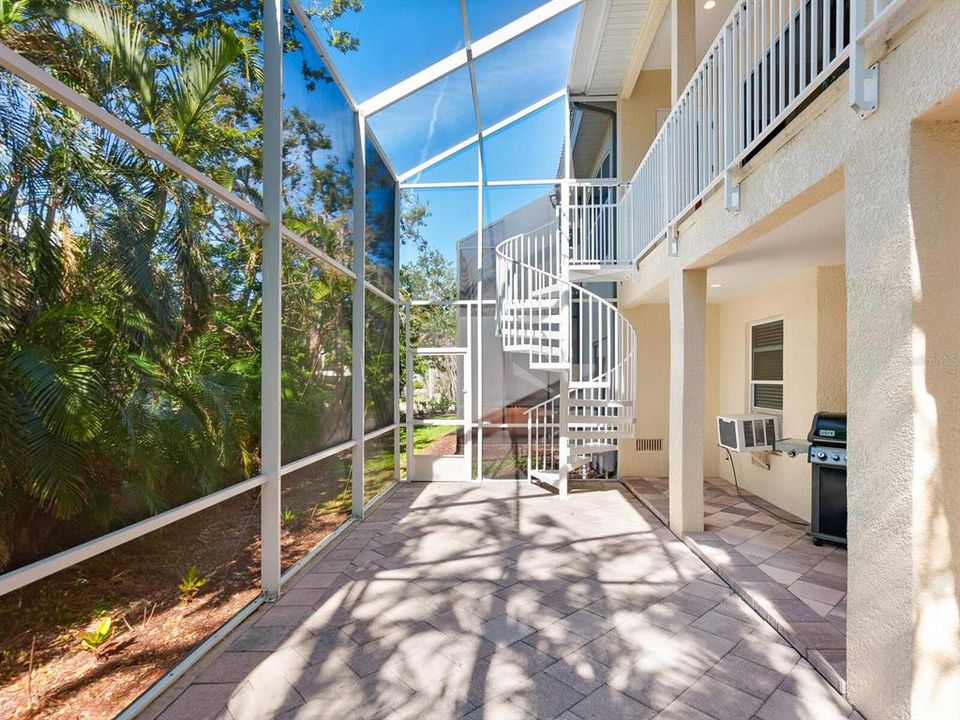 For Sale: $799,000 (3 beds, 2 baths, 2361 Square Feet)