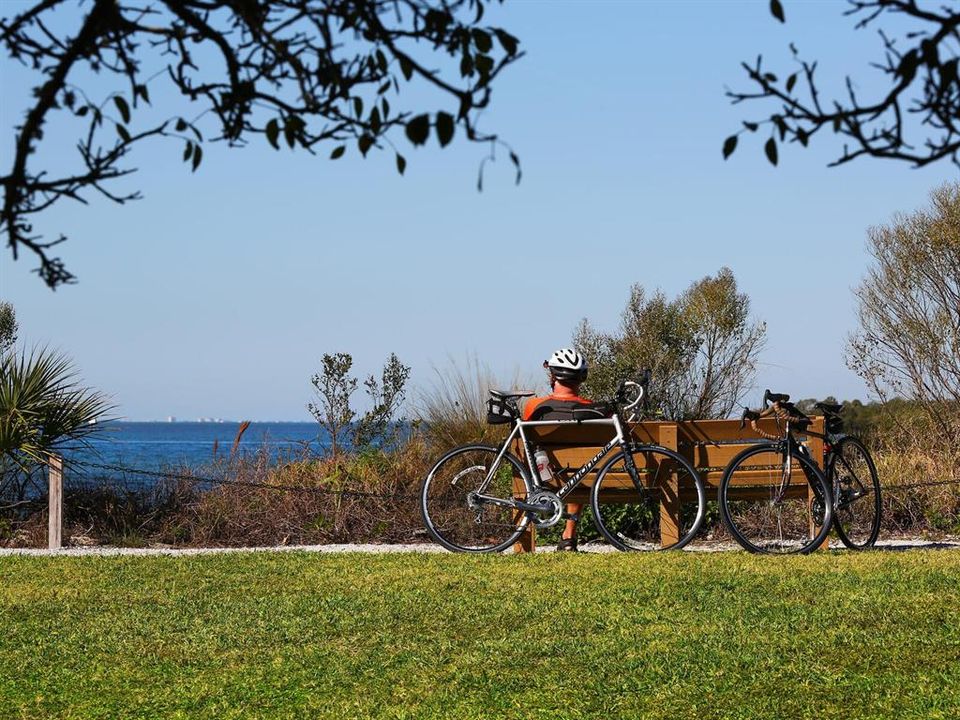 For Sale: $799,000 (3 beds, 2 baths, 2361 Square Feet)