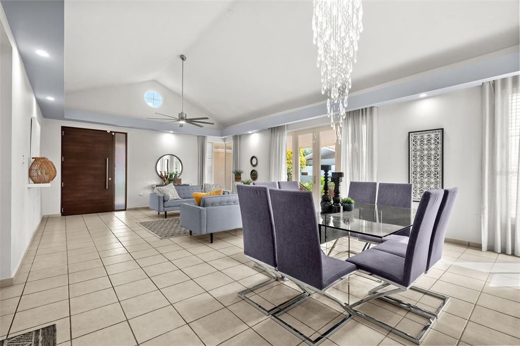 For Sale: $1,970,000 (4 beds, 3 baths, 4000 Square Feet)