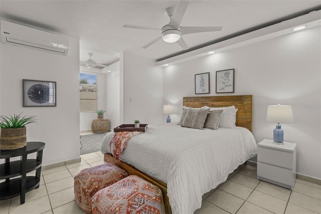 For Sale: $1,970,000 (4 beds, 3 baths, 4000 Square Feet)